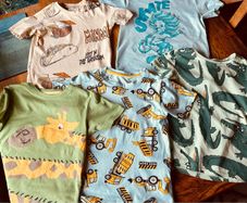 5 boys tshirts