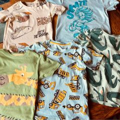 5 boys tshirts