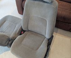 Mitsubishi Pajero Mk2 Front Seats