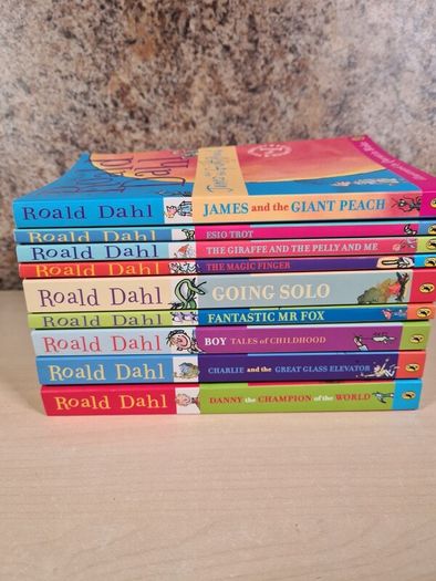 Roald Dahl books x 9 book bundle