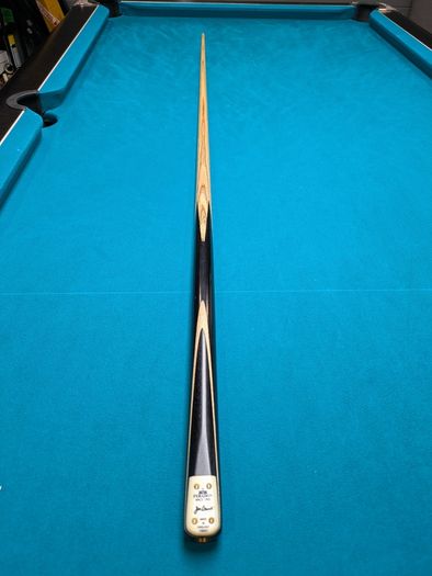 Peradon Joe Davis cue