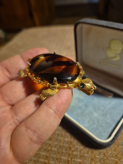Rare Find Vintage Glass Turtle Brooch and Pendant