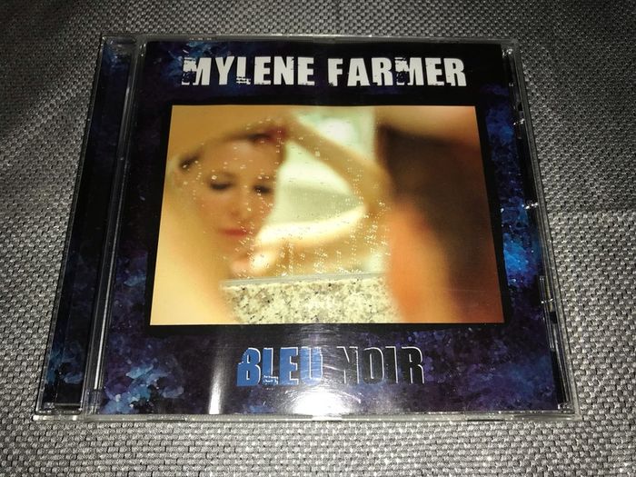 Mylene Farmer | BLEU NOIR