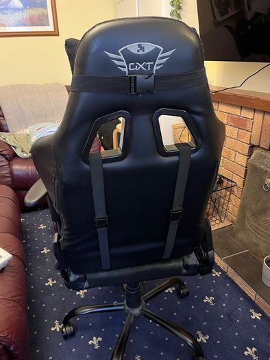 Gaming chair