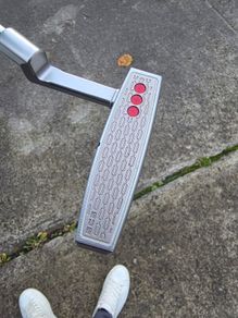 scotty cameron phantom 12