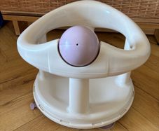 Bath seat 6+ months