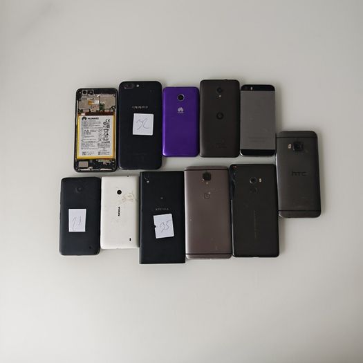 Job Lot 11x Mixed Brand Smartphones (Apple, OnePlus, Xiaomi, Sony, Nokia, HTC, Oppo, Huawei) - Untested / For Parts