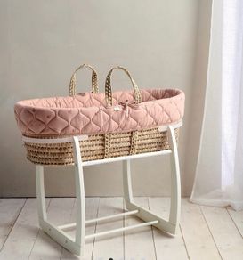 moses basket & rocking stand