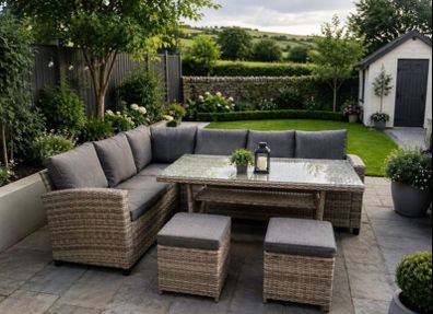 Brand new Rattan 8 seater garden dining set