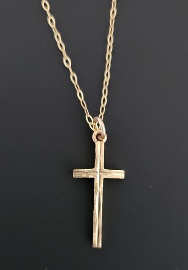 9ct gold necklace