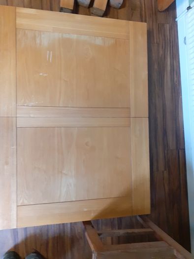 Table & 4 Chairs