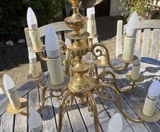 Brass 10 arm Chandelier/Ceiling light