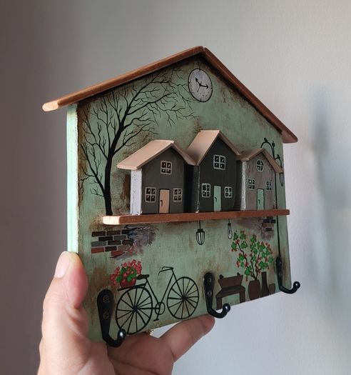 Handcrafted wooden key holder!