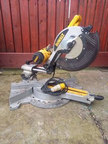 DeWalt 12" Sliding Chopsaw