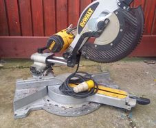 DeWalt 12" Sliding Chopsaw