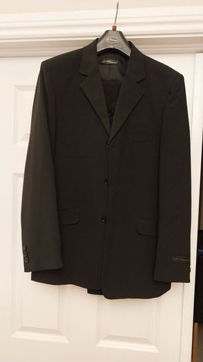 14yrs boy 3 piece suit like new