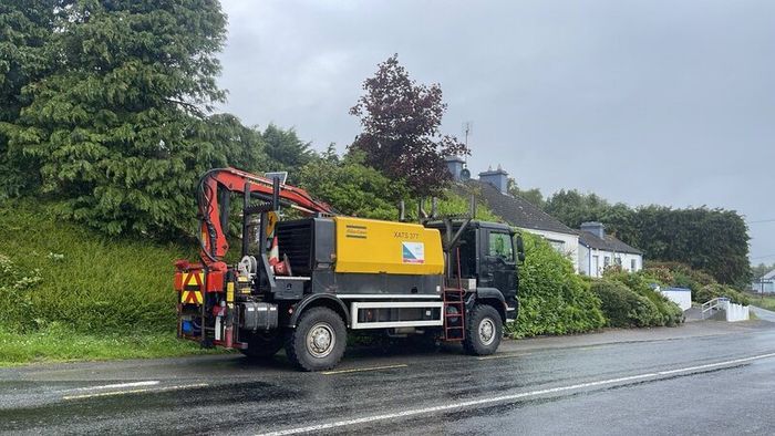 Rock Drill Pole Truck