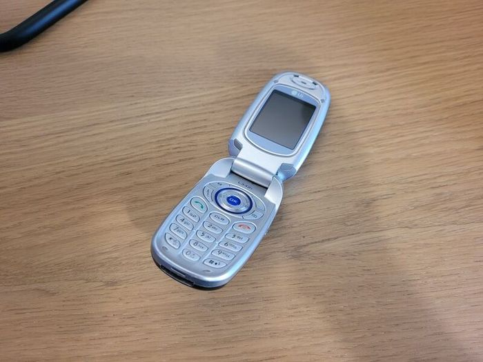Lg L342i