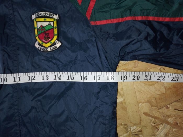 Kids Mayo GAA Rain Jacket - Excellent Condition -  Gaelic Football Hurling Maigh Eo Connacht  O'Neills Wind Breaker Training Jersey Boys Girls Youths Kids Childs Childrens