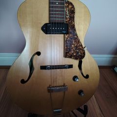 Godin 5th Avenue archtop guitar