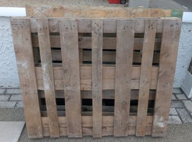 4 x Old Pallets