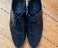 Gents' dress shoes