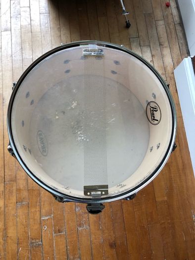 Pearl Forum Series Drum Kit w/ Hardware + Cymbals