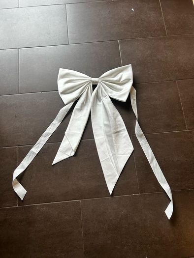 Bow for wedding, cream white, perfect for cake table, has ribbon at back to tie/hang up
