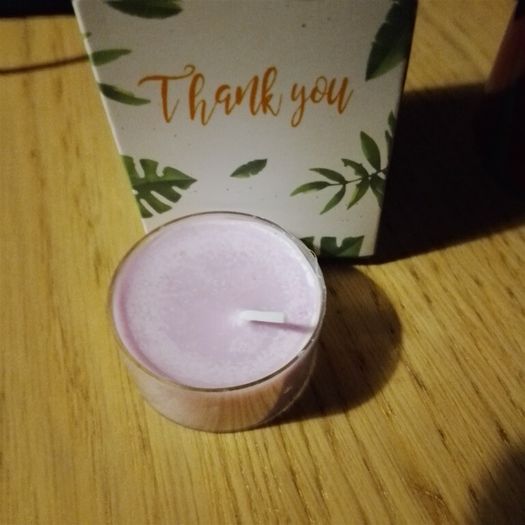 candle and wax melt gift set