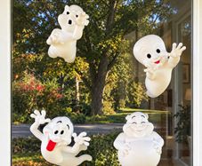 Casper Ghost Family Through the Window - 3D - Set of 4 - 3 Sizes