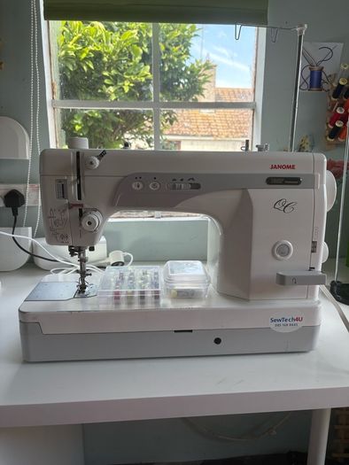 Janome 1600P QC sewing machine