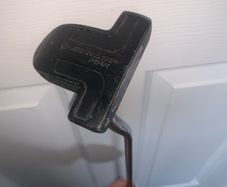 Black Dunlop 3 ball putter golf club  (Rh)