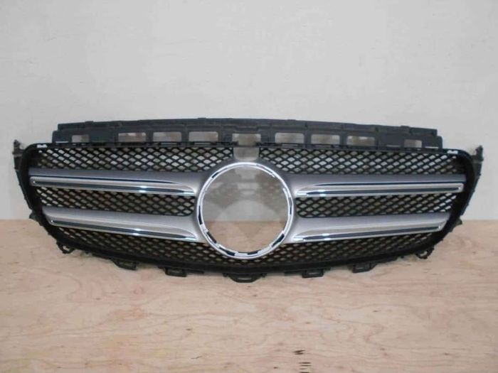 Selling Original Mercedes W213 E class Grill