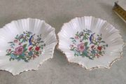 Set Of 2  Aynsley Made In England Fine English Bone China Pembroke Reproduction Of An Eighteenth Century Aynsley Design  20.00 Euro Each Or  35.00 Euro For The Tow.