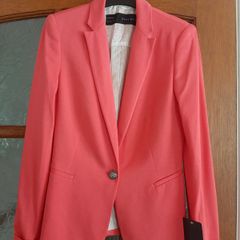 BNWT Zara Blazer, Cost 49.95 New