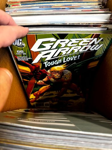 DC, Marvel Long Comic Box w 290 comics for Sale