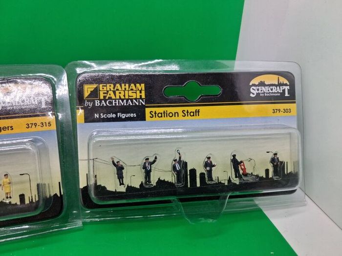 Postage - 3 x Graham Farish by Bachmann - N Gauge Figures -