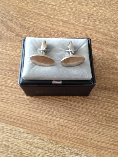 Cufflinks