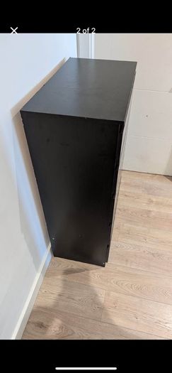 chest of drawers