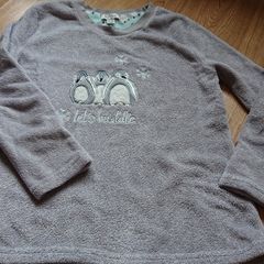 Penguin Pyjamas Top. Size 8
