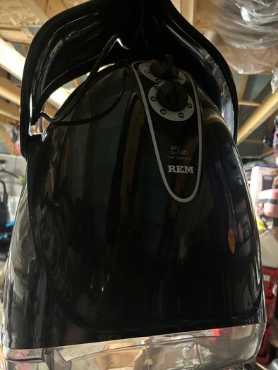 Wall arm and hood dryer