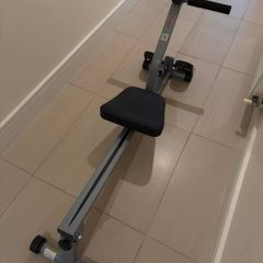 Compact rowing machine