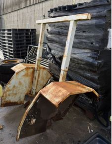 Roll Bar and Mudguards