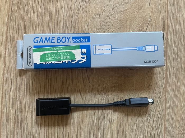 Perfect Xmas Gift Nintendo Gameboy Link Cable Adapter MGB-004 Boxed