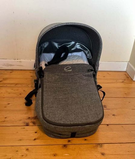 Jane Micro Foldable Baby Carrycot & Mattress | Trider Compatible