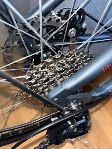 Hybrid Bike Riverside 500- Midnight Blue