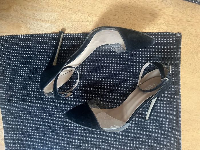 Elegant black shoes