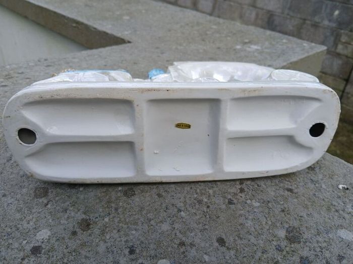 Rare Vintage Porcelain Mantel Clock