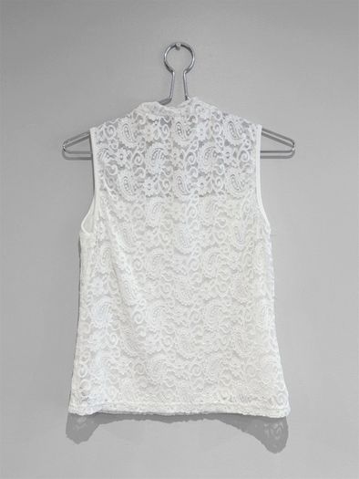Pre Owned White Floral Lace High-Neck Shell Top