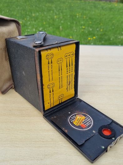 Kodak Brownie Junior box  camera
